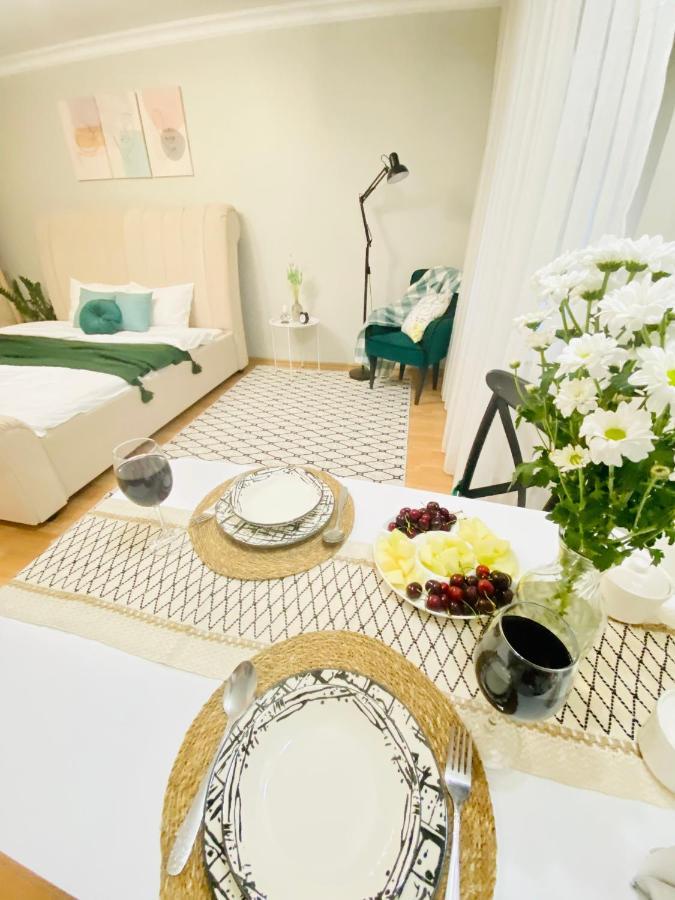 Like Home Apartments&Rooms Almaty Extérieur photo