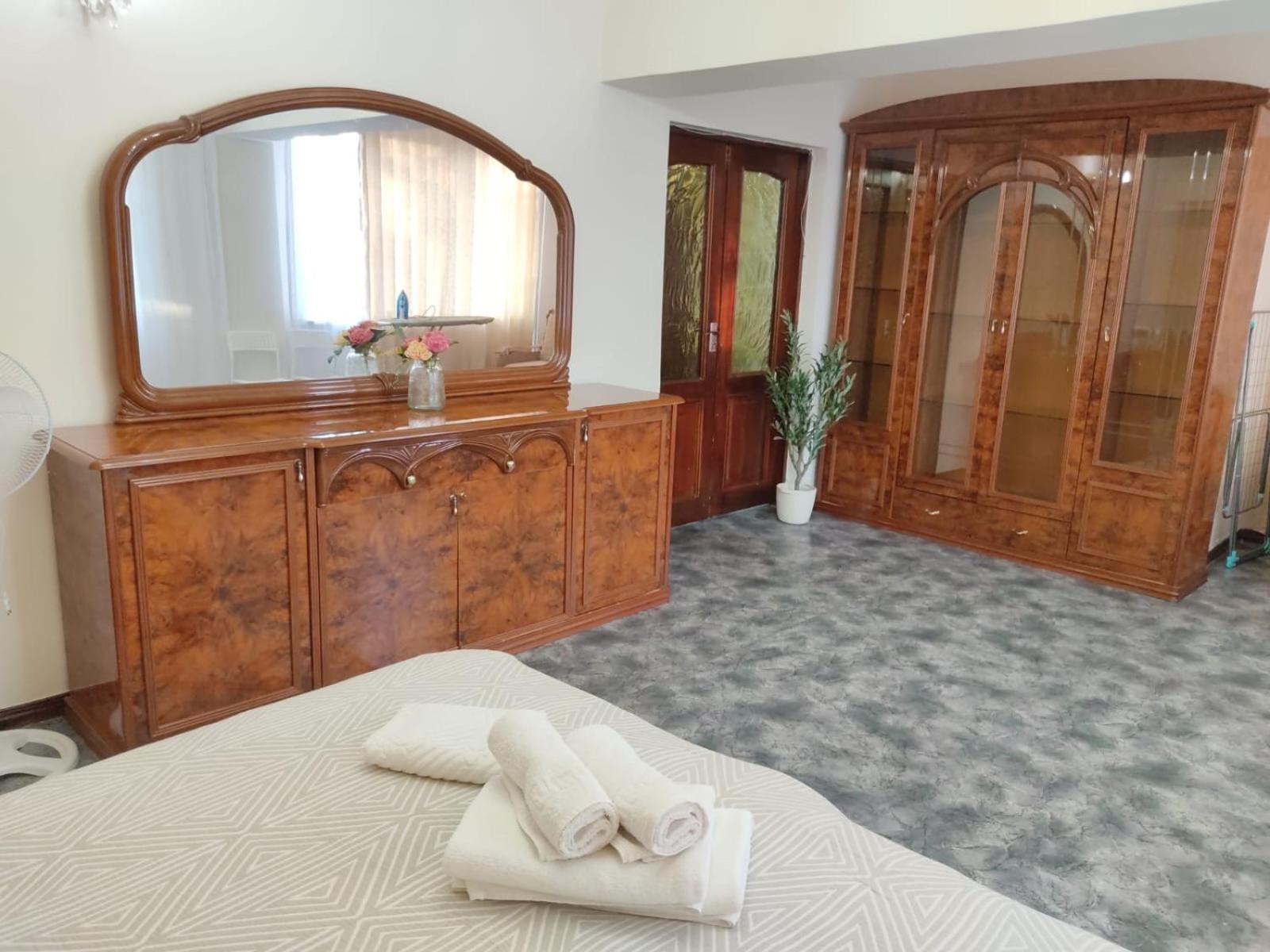 Like Home Apartments&Rooms Almaty Extérieur photo